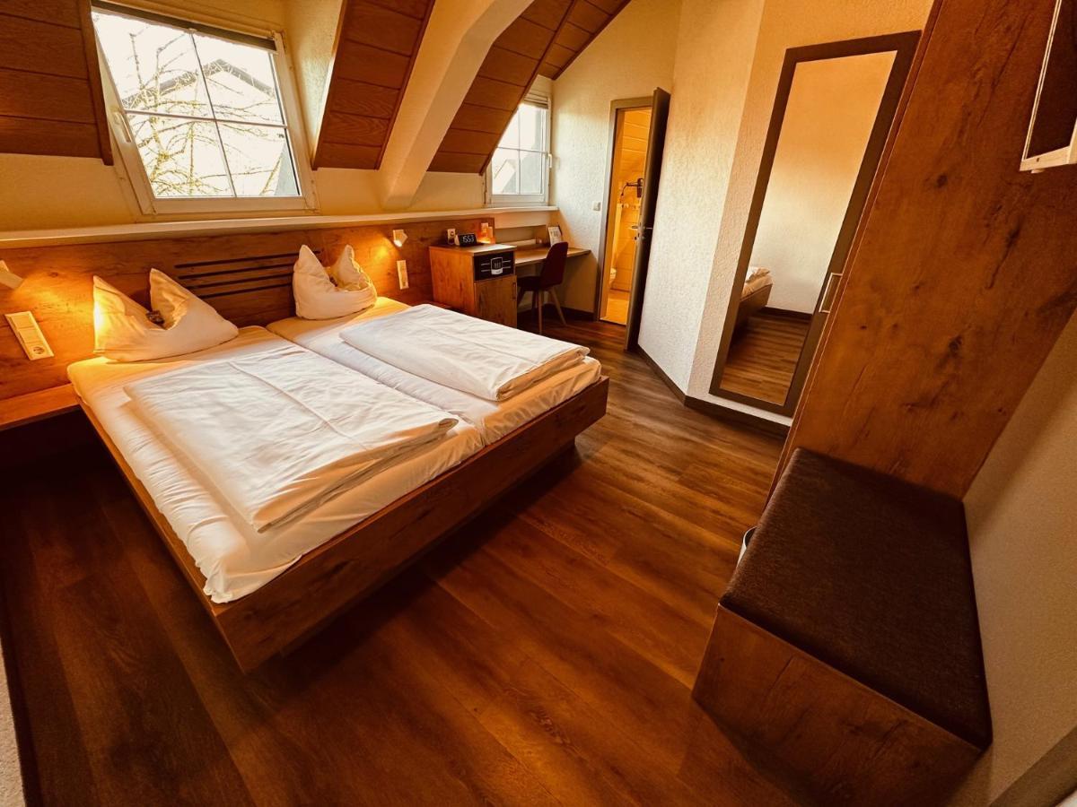 Hotel Und Wirtshaus Loewen Rielasingen-Worblingen Eksteriør billede