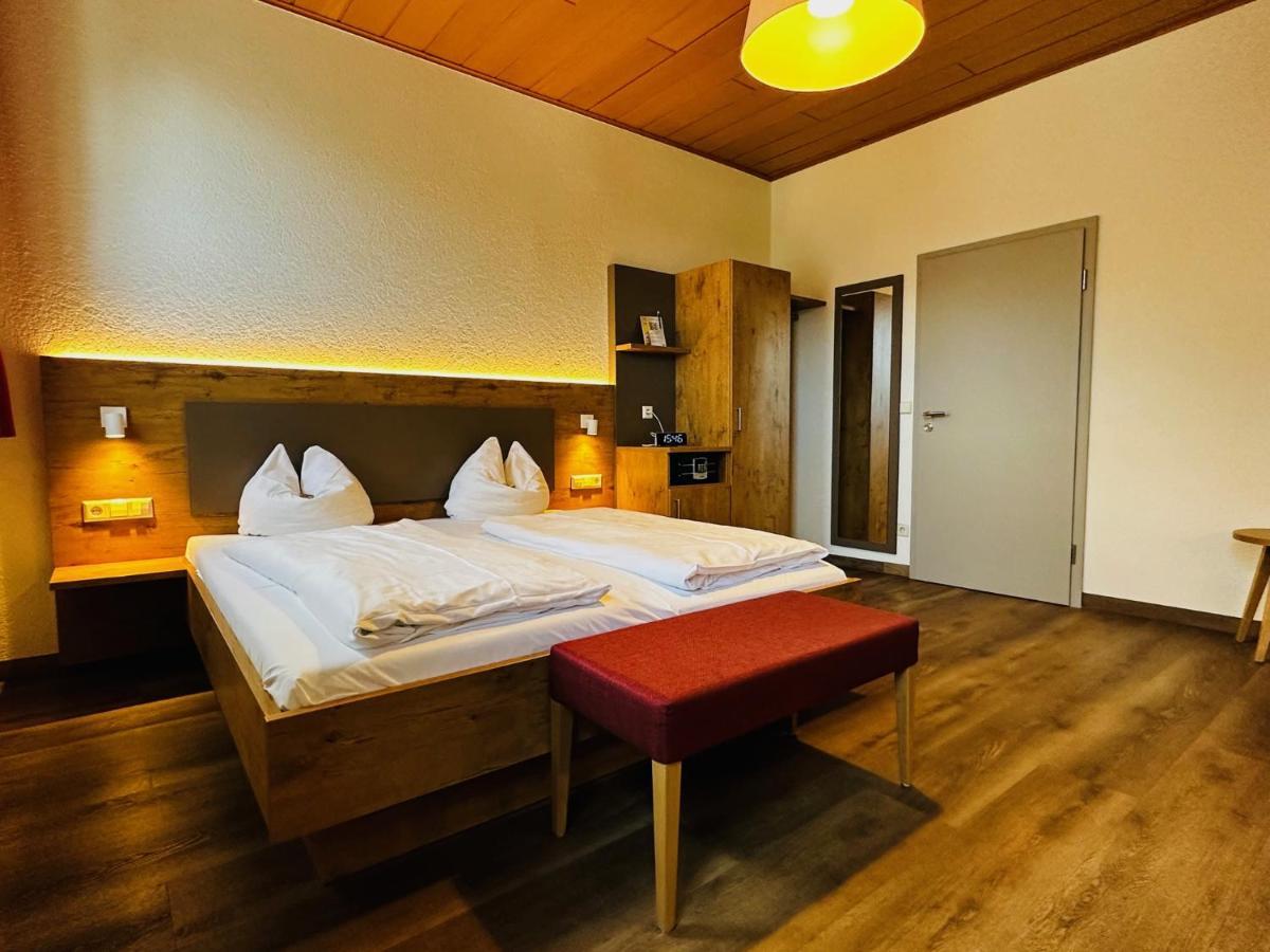 Hotel Und Wirtshaus Loewen Rielasingen-Worblingen Eksteriør billede